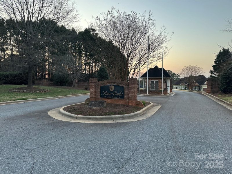 296 Broken Arrow Drive