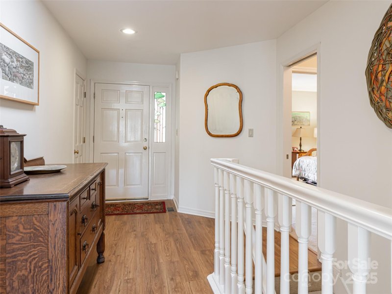 Property image 4 at 5 Ridge Terrace, Asheville, NC 28804