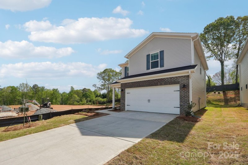 Property image 2 at 1466 31st Street, Conover, NC 28613