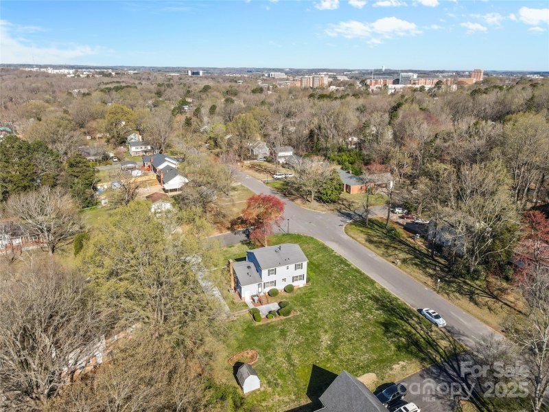 Property image 5 at 9218 Robert Burns Court, Charlotte, NC 28213