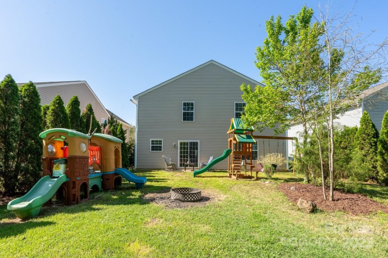 Property image 3 at 12915 Settlers Trail Court, Charlotte, NC 28278