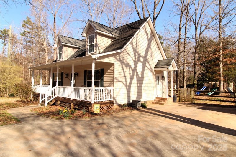 Property image 2 at 1256 Twin Lakes Road, Rock Hill, SC 29732