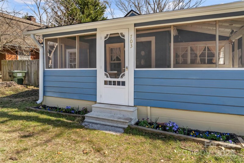 Property image 3 at 703 Miami Terrace, Hendersonville, NC 28791