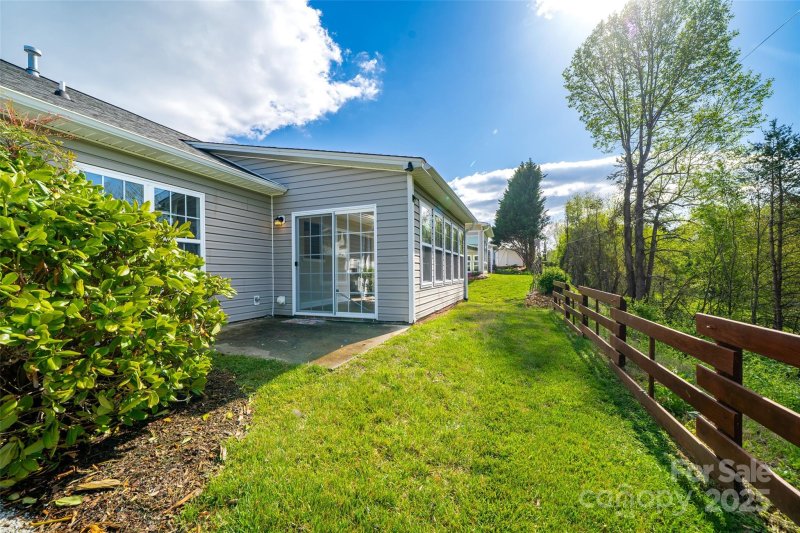 Property image 5 at 117 Morgan Trace Drive, Valdese, NC 28690