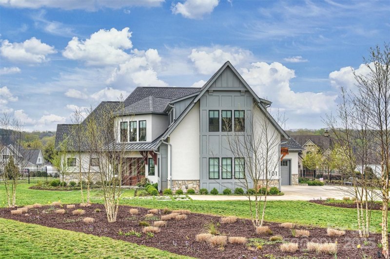 Property image 3 at 101 South Shore Drive, Belmont, NC 28012