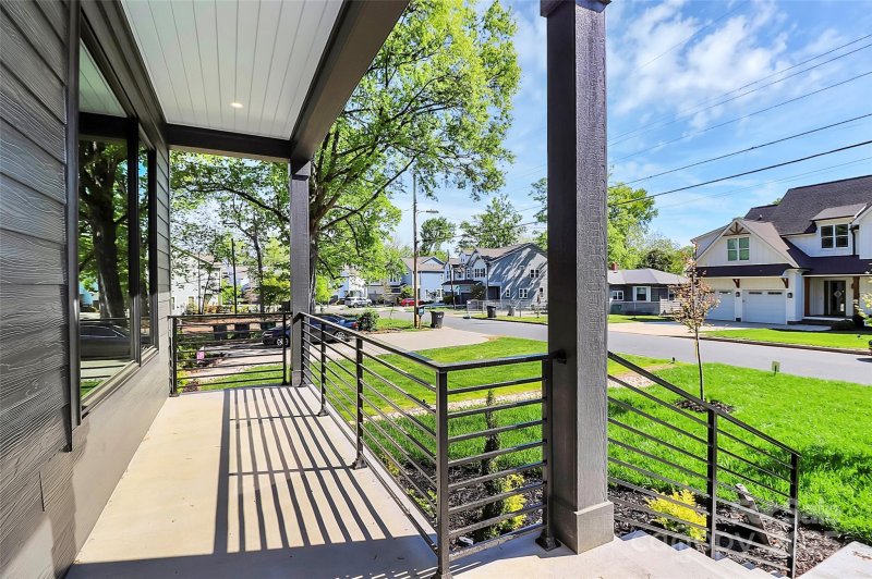 Property image 5 at 2421 Barry Street, Charlotte, NC 28205