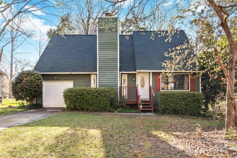 Property image 2 at 5012 Rolling Oak Lane, Charlotte, NC 28227