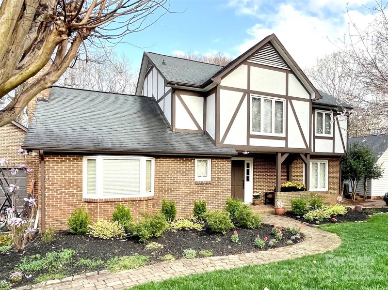 Property image 2 at 5217 Camilla Drive, Charlotte, NC 28226