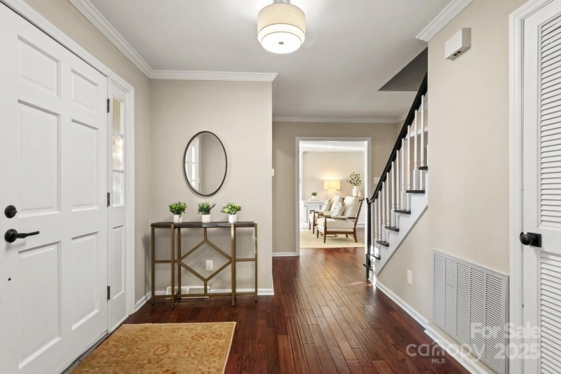 Property image 5 at 5217 Camilla Drive, Charlotte, NC 28226