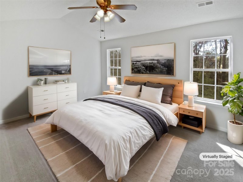 Property image 4 at 9832 Veronica Drive, Charlotte, NC 28215