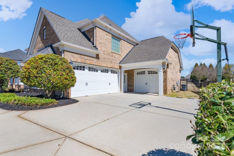 Property image 3 at 10005 Chimney Drive, Waxhaw, NC 28173