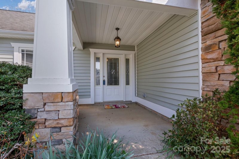 Property image 5 of 41 Sunview Circle in Baldwin Cove, Arden, NC 28704