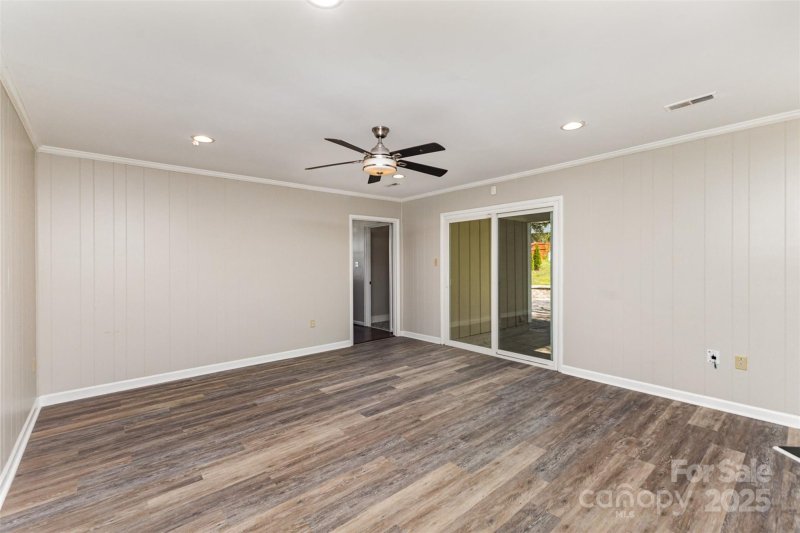 Property image 5 at 7212 Hackberry Lane, Charlotte, NC 28226