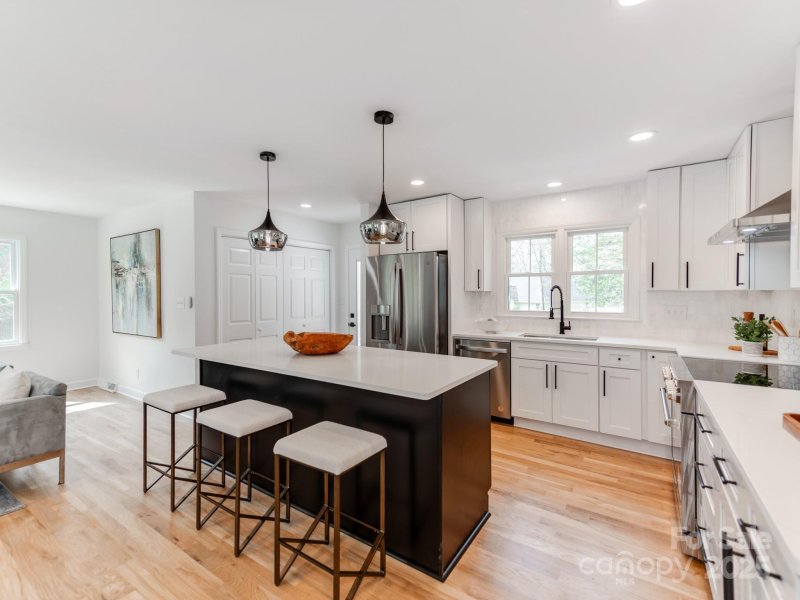 Property image 4 at 7801 Snowden Lane, Charlotte, NC 28270