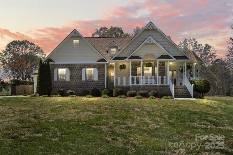 2911 Rainwater Court