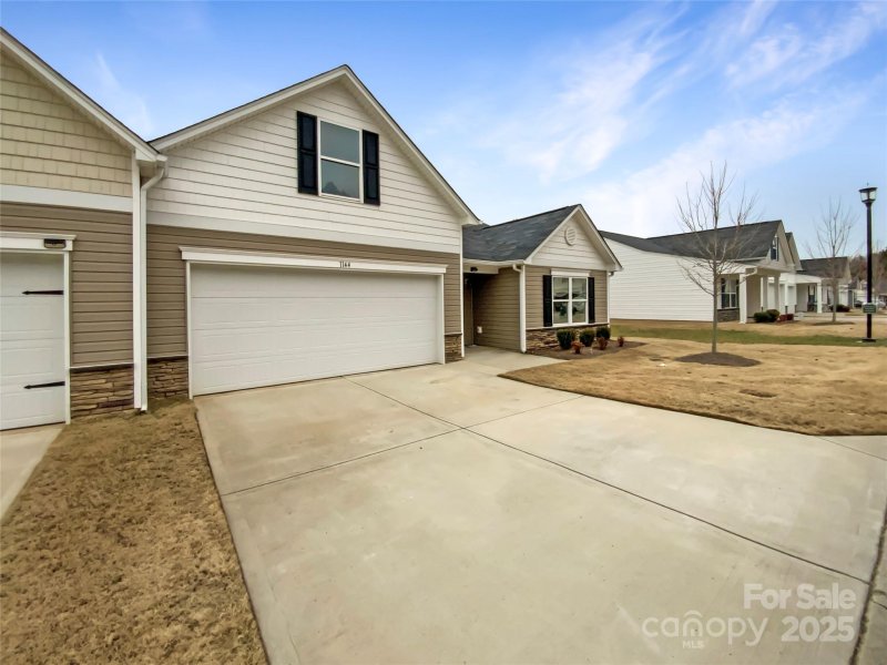 1144 Amberlight Circle