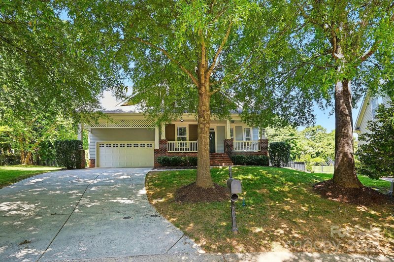 Property image 2 at 8008 Battersea Court, Waxhaw, NC 28173