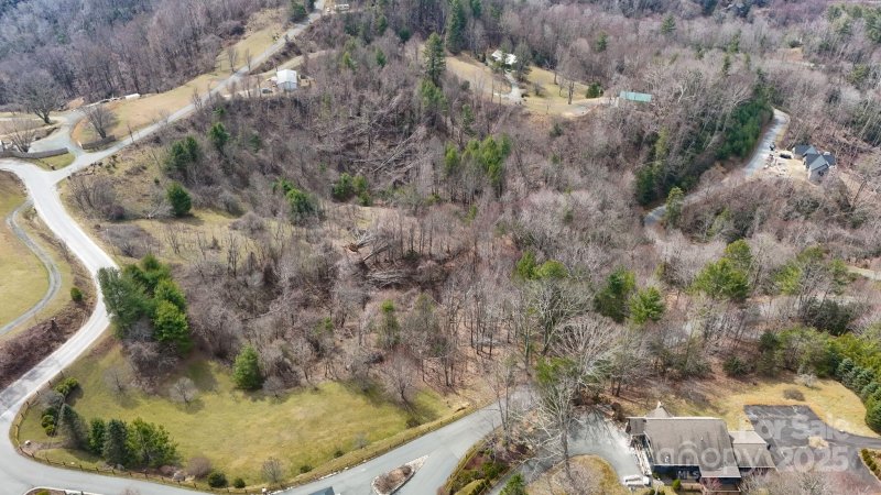 1 Falls Creek Parkway