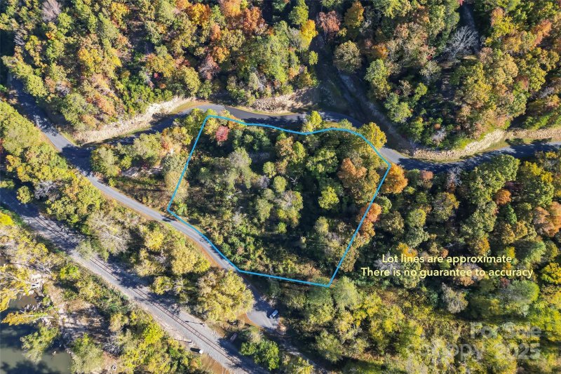 Property image 4 of 21 River Park Way in French Broad Crossing, Marshall, NC 28753