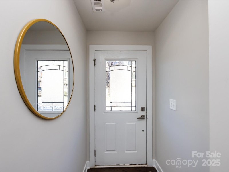 Property image 3 at 1814 Shumard Lane, Charlotte, NC 28205