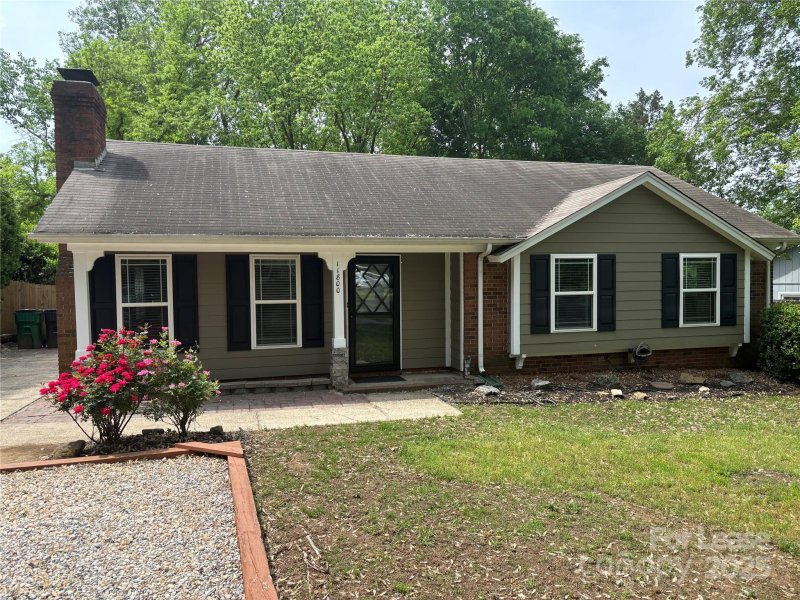 11800 Mirror Lake Drive