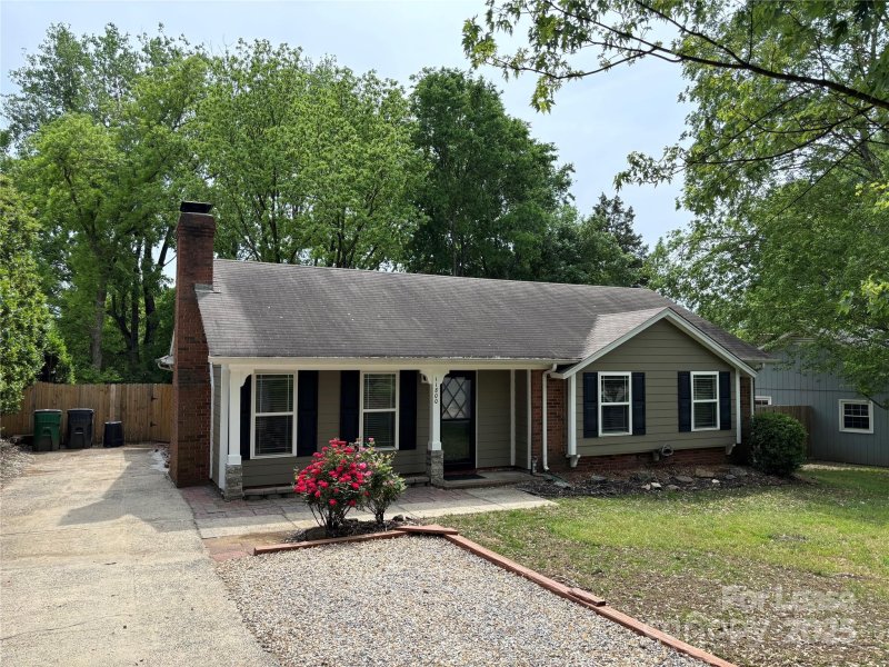 Property image 2 at 11800 Mirror Lake Drive, Charlotte, NC 28226