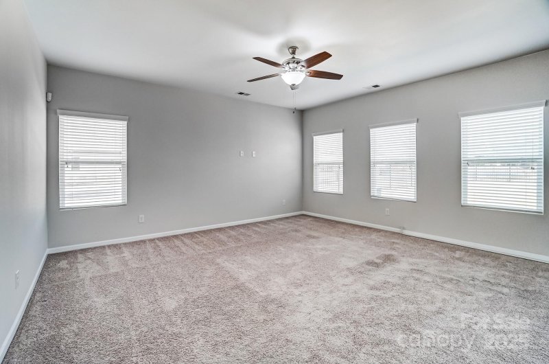 Property image 4 of 11203 Chapeclane Road in Clarabella, Charlotte, NC 28278