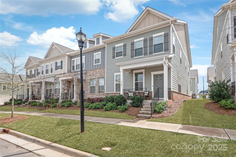 Property image 2 at 4102 Harmony Hills Drive, Matthews, NC 28104