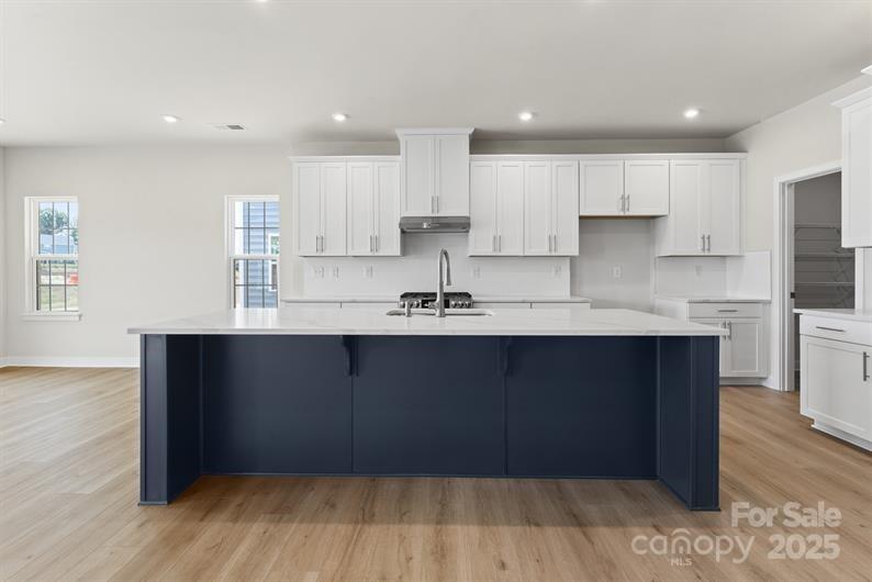 Property image 2 of 2016 Bramble Hedge Road in Moore Farm, Indian Trail, NC 28079