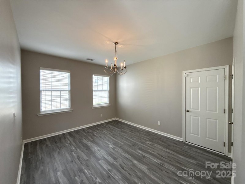Property image 5 at 5011 Abercromby Street, Charlotte, NC 28213