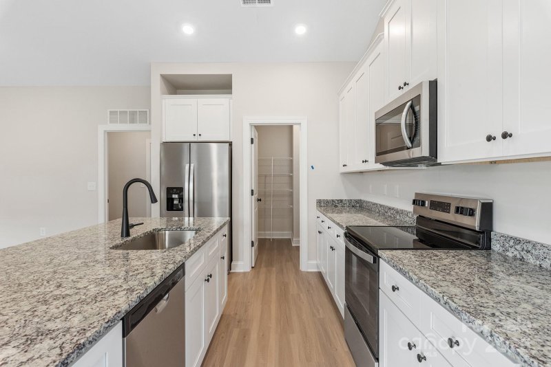 Property image 4 at 5613 Skinny Drive, Charlotte, NC 28215