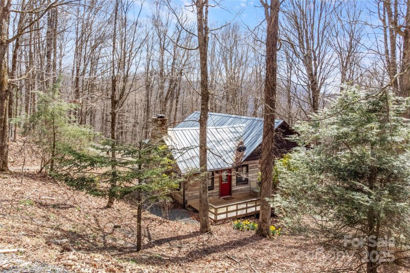 Property image 2 at 988 English Ridge Lane, Mars Hill, NC 28754