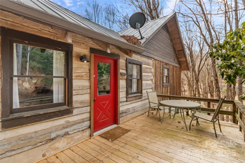 Property image 4 at 988 English Ridge Lane, Mars Hill, NC 28754