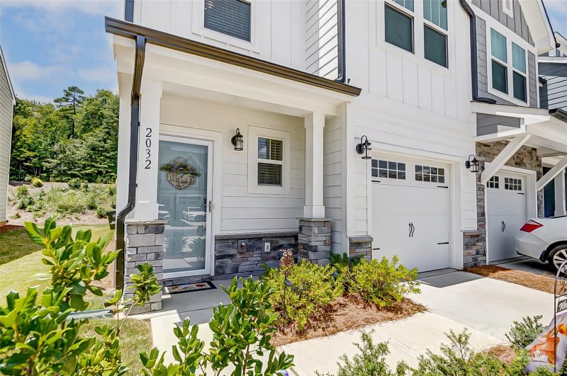 Property image 3 at 2032 Crooked Oak Lane, York, SC 29745