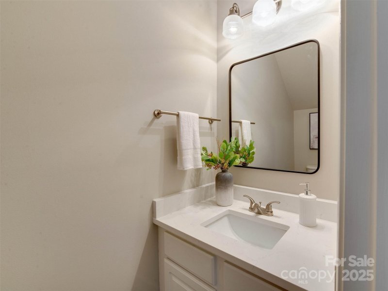 Property image 5 at 5417 Werburgh Street, Charlotte, NC 28209