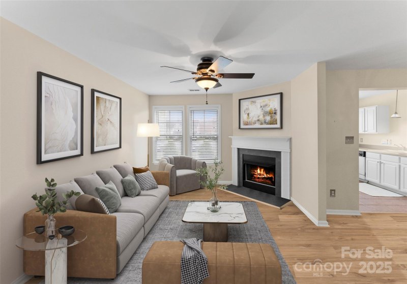 Property image 2 of 6635 Vlosi Drive in Carmel Heights, Charlotte, NC 28226