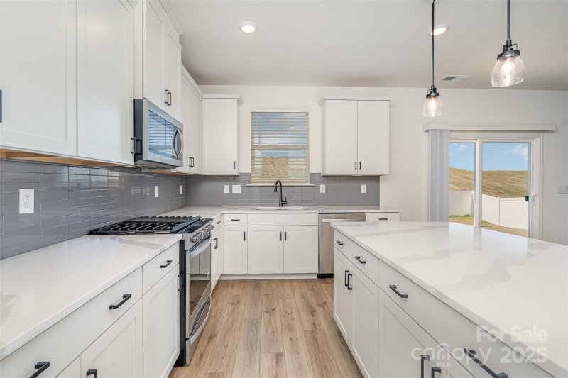 Property image 5 at 5013 Dunsford Drive, Denver, NC 28037