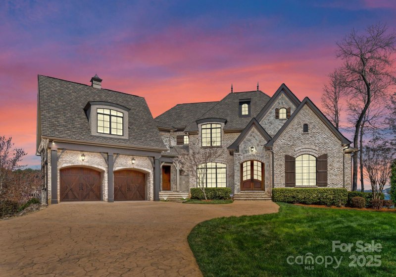 Property image 2 at 4004 Channel Point Lane, Denver, NC 28037