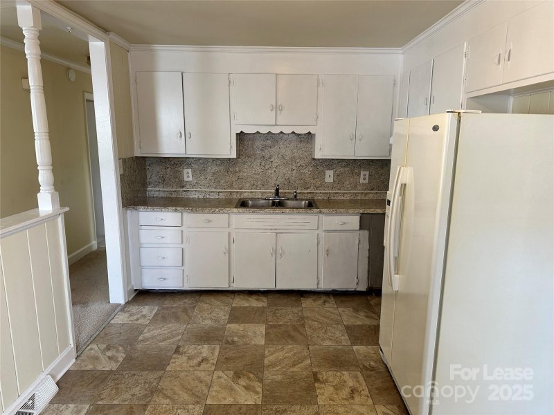 Property image 2 at 4525 Ridgeley Drive, Charlotte, NC 28208