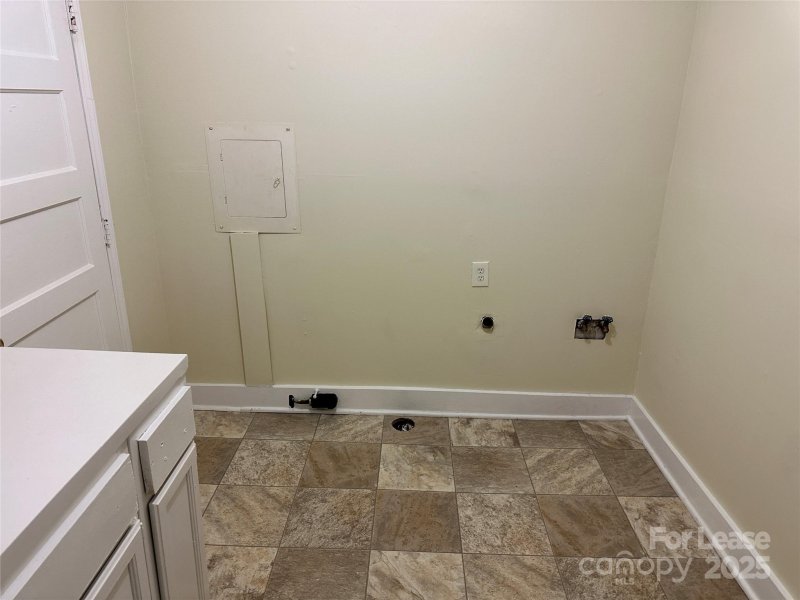 Property image 4 at 4525 Ridgeley Drive, Charlotte, NC 28208