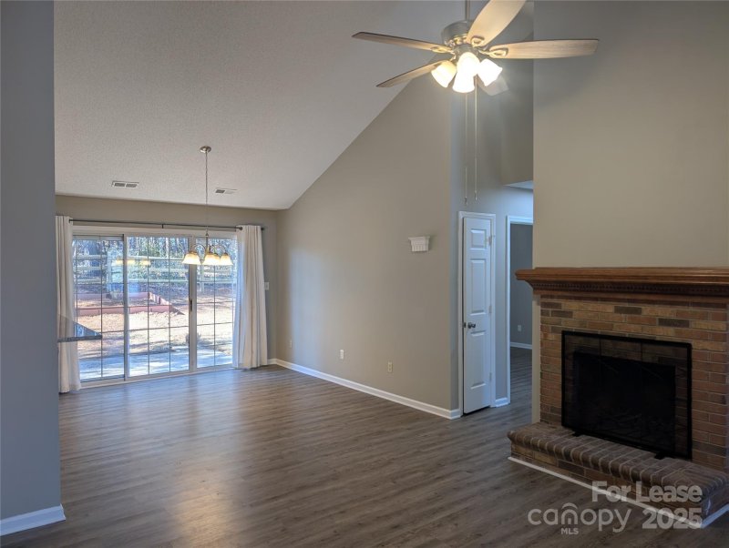 Property image 3 at 108 Winghaven Court, Mooresville, NC 28117