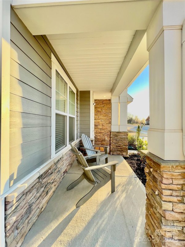 Property image 2 at 278 W Waterlynn Road, Mooresville, NC 28117