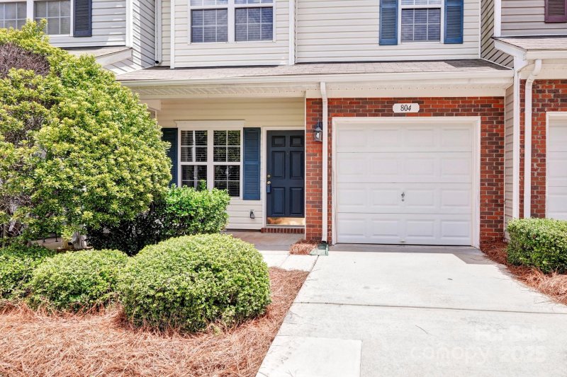 Property image 2 of 804 Eddy Drive in Cascades, Fort Mill, SC 29715