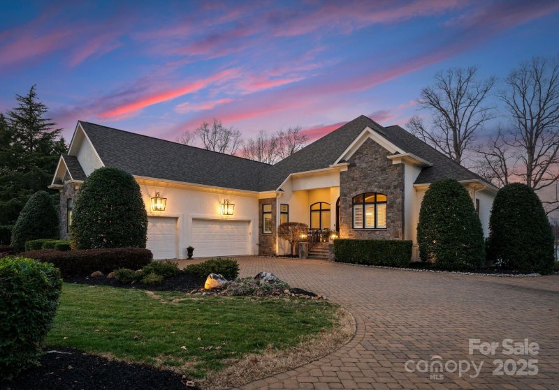 Property image 4 at 147 Shelburne Place, Mooresville, NC 28117