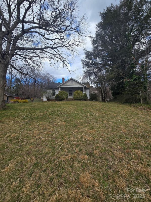 Property image 4 at 1628 Tunnel Road, Asheville, NC 28805