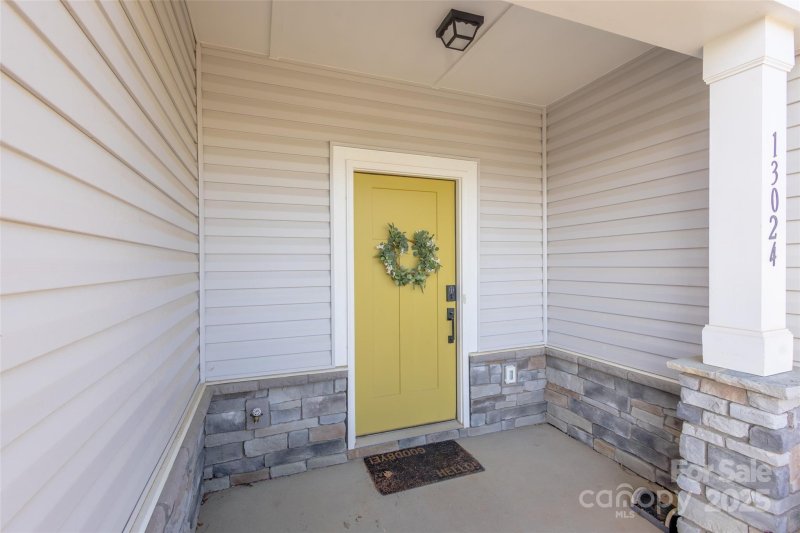 Property image 4 at 13024 Suncreek Terrace, Charlotte, NC 28214