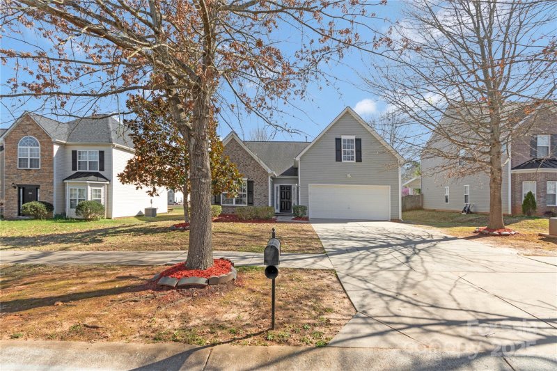 1911 Kingstree Drive