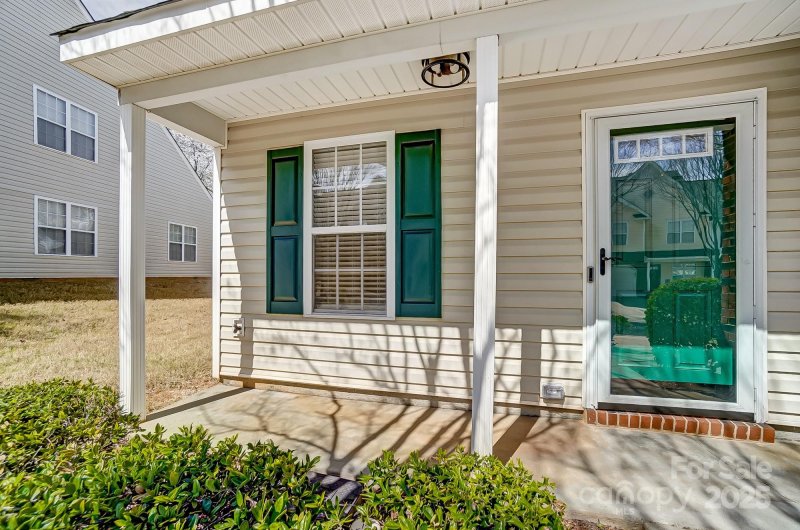 Property image 4 at 16729 Timber Crossing Road, Charlotte, NC 28213