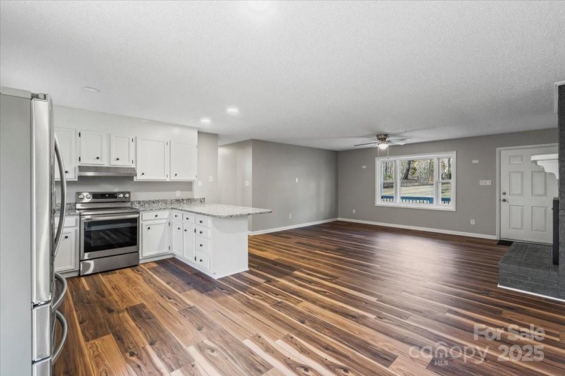 Property image 3 at 118 Alfara Lane, Troutman, NC 28166