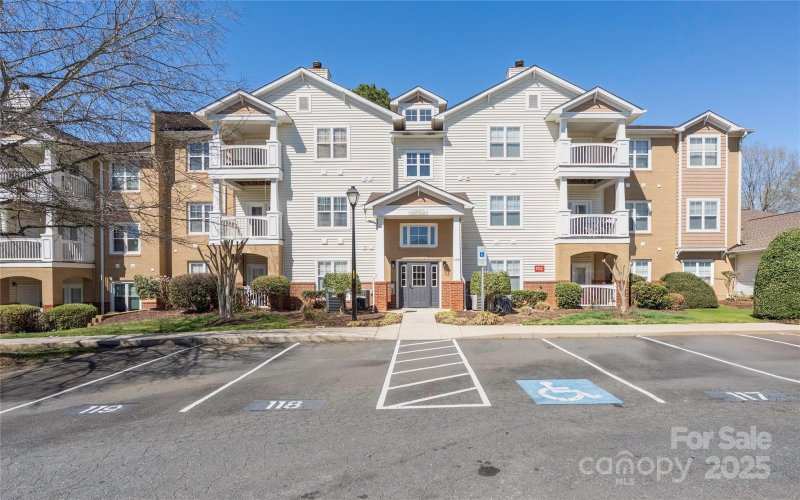 Property image 3 at 16312 Redstone Mountain Lane, Charlotte, NC 28277